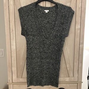 Xhilaration Black and White Knit Sweater Vest